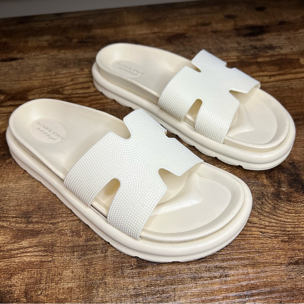 Altar'd state ivory textured slide sandals summer pool beach casual women's 8